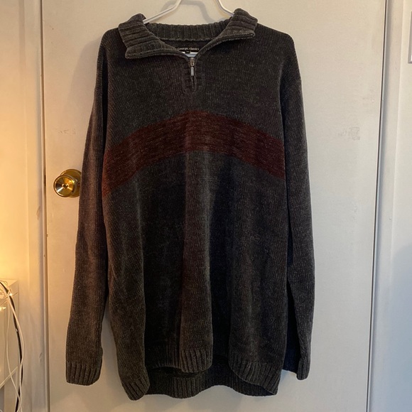 dark gray & red half zip sweater - Picture 1 of 1